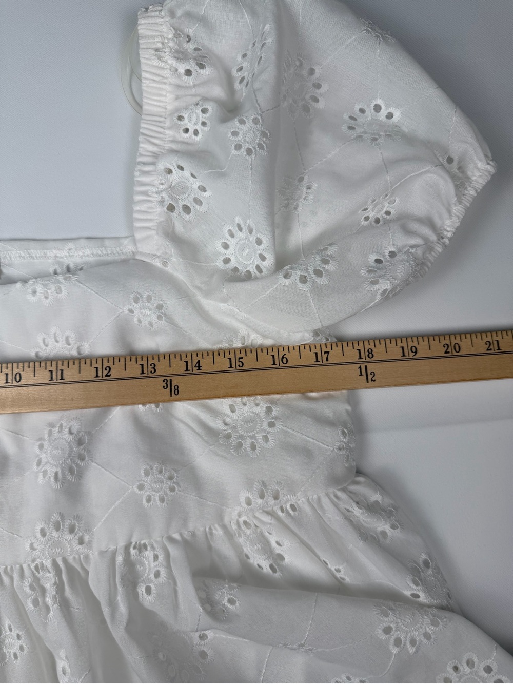 Babydoll Style- Altar'd State White Eyelet Peasant Puff Sleeve Top Medium - Picture 10 of 11